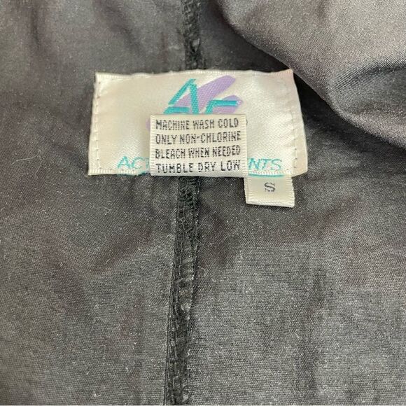 Vintage 80s Windbreaker - Picture 4 of 6